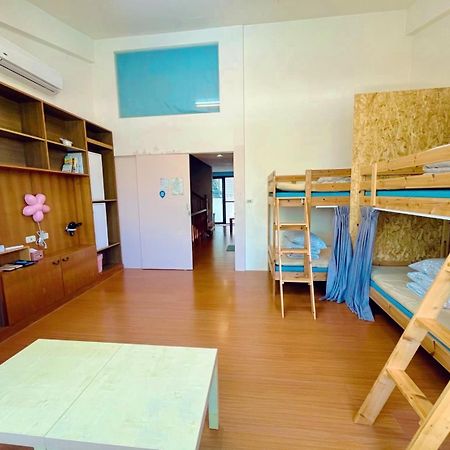 Miaoli Sanyi Travelling Homestay Exteriör bild